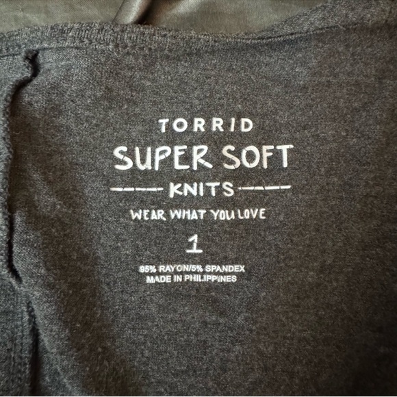 Torrid super soft gray draped open front waterfall cardigan size 1X - Picture 9 of 10